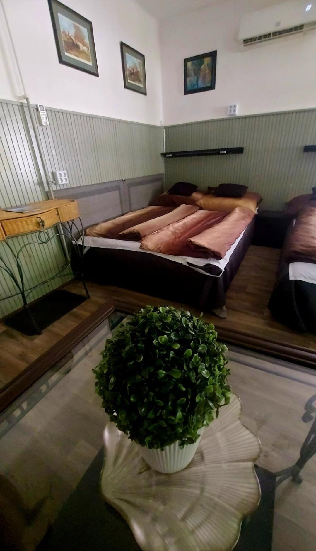 Garden Budha Relax Apartman, Parking, Bbq, Terrace Siófok Eksteriør bilde